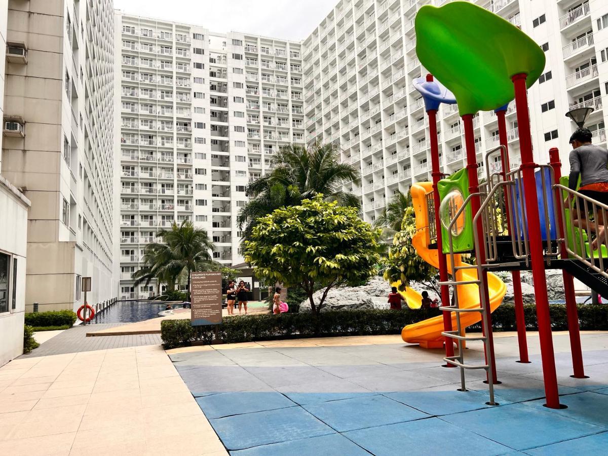 Yam Staycation Shore Residences Манила Екстериор снимка